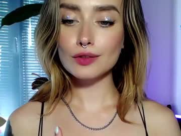 webcam girl _yvie_ image #2291447