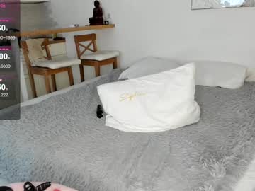 webcam girl lili_and_niki image #9689685