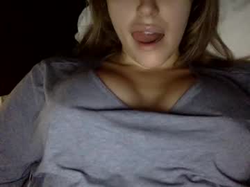 webcam girl yourgoddesssandra image #9441302