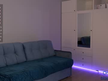 webcam girl _blackbee_ image #1598056