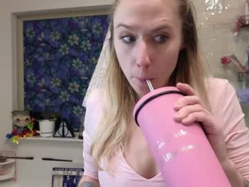 webcam girl pr3ttyp1nkpussy image #3358540