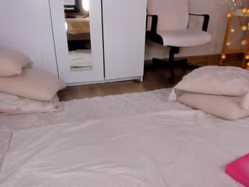 webcam girl roxy_blue_eyed_ image #6918694
