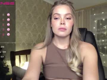 webcam girl shykitten111 image #1088132