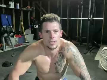 webcam man browneyedmuscleboy32 image #5122682