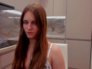 webcam girl dream_beam image #8642115