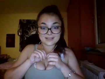 webcam girl xoxosjjj image #7016483