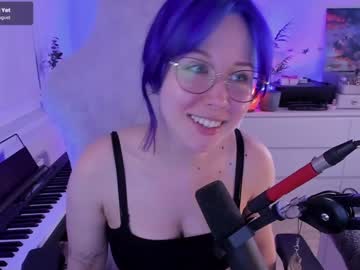 webcam girl blue_mooncat image #7140804
