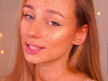 webcam girl artease image #3409991