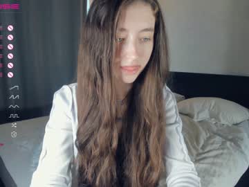 webcam girl llkadream image #4474220