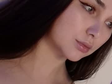 webcam girl hollyextra image #9398261