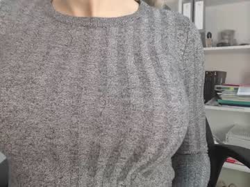 webcam girl eat_mee_out image #1890171