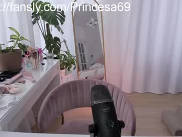 webcam girl honey_devildoll image #5779589