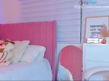 webcam girl veroniqe_lounge image #3155010