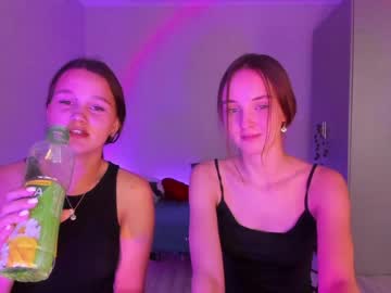 webcam girl golden_bag image #2500362