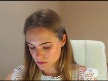 webcam girl gwyneth_paltroww image #4725540