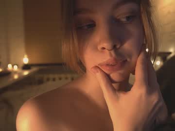 webcam girl bibi_it_is image #1906701