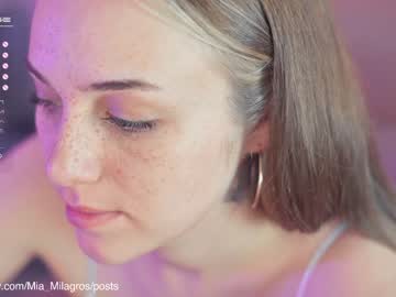 webcam girl mia_milagros image #1942640