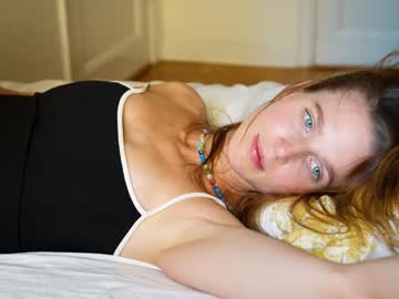 webcam girl ellaa91 image #2363673