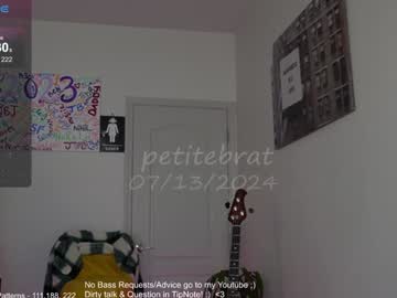 webcam girl petitebrat image #7405980