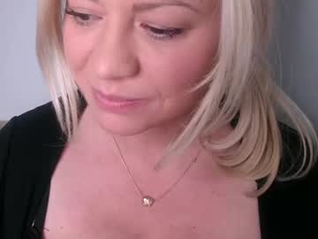 webcam girl kiradivine image #3363408