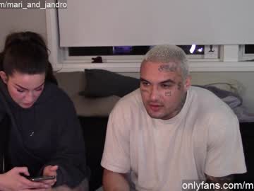 webcam couple mari_and_jandro image #249751