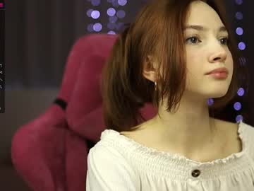 webcam girl _guesswhat_ image #884013