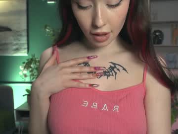 webcam girl ella_knockers_xl image #1687916