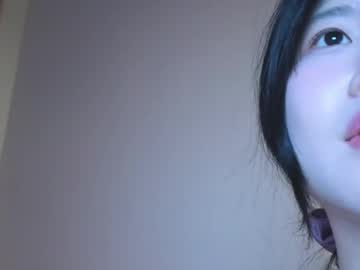 webcam girl voilet_fox77 image #9106597