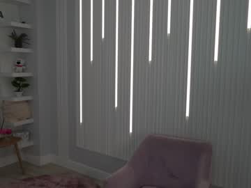 webcam girl mia_devill image #2678561