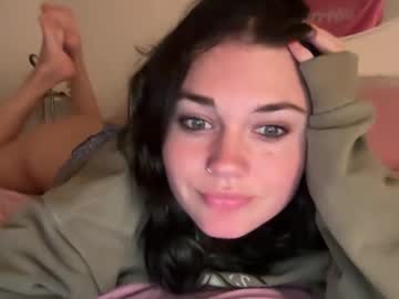 webcam girl queencassidyy image #7910946