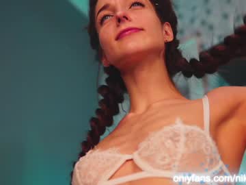 webcam girl angels_kiss image #1159227