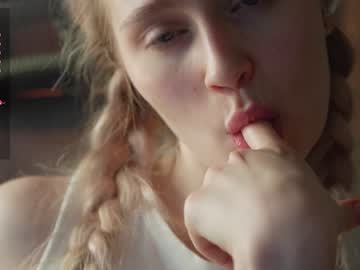 webcam girl sonyaericsson image #6815789