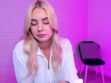 webcam girl 8a8y_nura image #1528513
