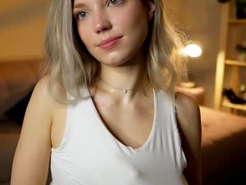 webcam girl darlineash image #8671786