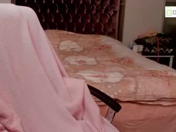 webcam girl lilamytee1 image #4691932