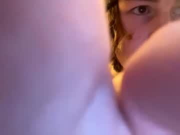 webcam man yvungglizzy20 image #3708130