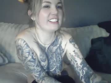 webcam couple diddylicious22 image #8701952