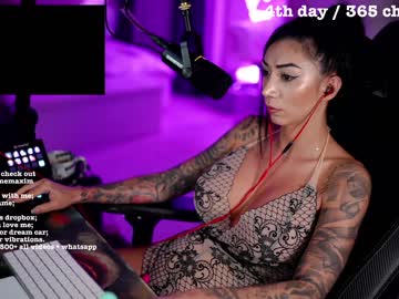webcam girl evelyne92 image #2035058