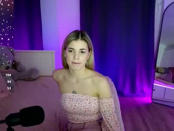 webcam girl adrianawow1 image #8868063