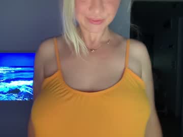 webcam girl kiradivine image #2444395