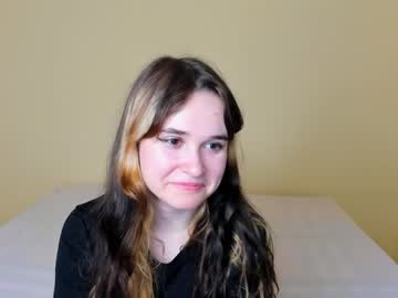 webcam girl junehamilton image #2100472