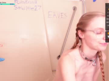 webcam girl emmasky69 image #4907209