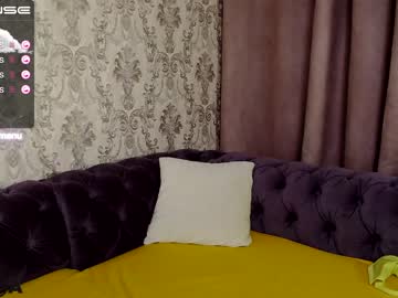 webcam girl june_x_shy image #3740135