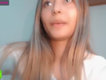 webcam girl gummy_bear7 image #102105