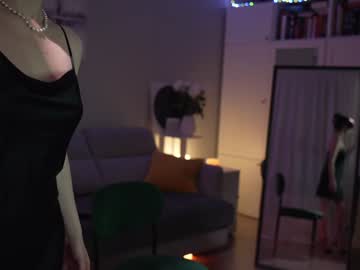 webcam girl _blackbee_ image #8250053