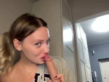 webcam girl angel_from_sky image #3260393