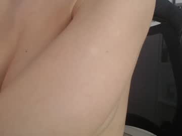 webcam girl eat_mee_out image #1854141