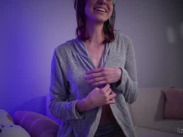 webcam girl lizmreow image #8631874