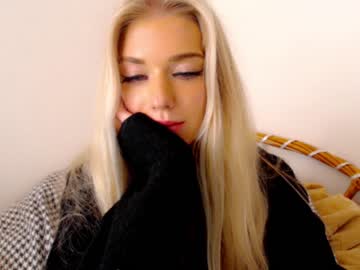 webcam girl pervyblonde image #1795977