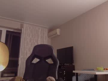 webcam girl two_trunkx image #7161091